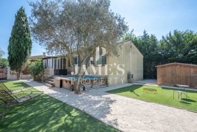 Maison à vendre à ST-ÉTIENNE-DU-GRÈS Croix-Sainte Mas de Pouane - 4 pièces - 119 m² 