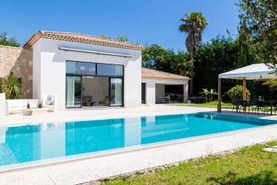 Maison &agrave; vendre &agrave; ROQUEFORT-LES-PINS  - 6 pi&egrave;ces - 260 m&sup2; 