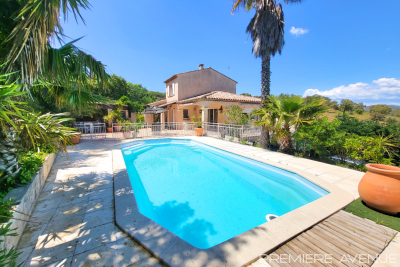 Maison &agrave; vendre sainte ste maxime 