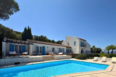 Villa à Gassin &agrave; louer à partir de 13 800 € / semaine, Photo 1