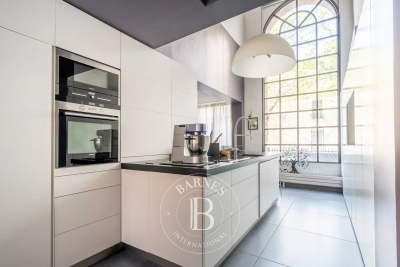 Maison &agrave; vendre &agrave; COURBEVOIE  - 9 pi&egrave;ces - 300 m&sup2; 