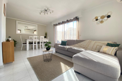 Appartement à vendre vue mer dernier etage sud