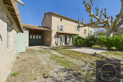 Maison &agrave; vendre &agrave; LE THOR  - 7 pi&egrave;ces - 155 m&sup2; 