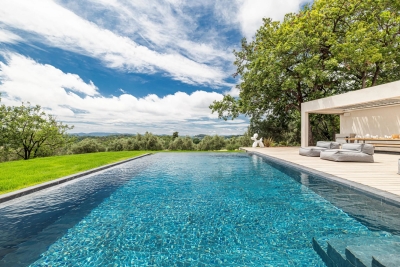Maison &agrave; vendre &agrave; OPIO  - 7 pi&egrave;ces - 295 m&sup2; 