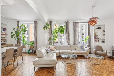 Appartement &agrave; vendre &agrave; PARIS 10EME Saint-Vincent de Paul - 5 pi&egrave;ces - 103 m&sup2; 