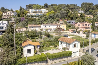 House for sale in MOUGINS  - 2 rooms - 61 m² 