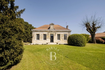 Maison à vendre à BRUGES  - 5 pièces - 238 m² 