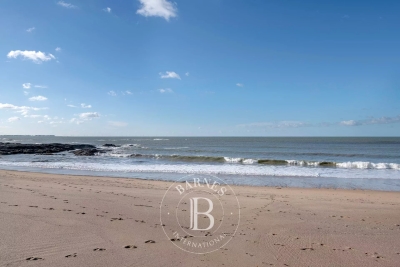 Maison à vendre à LA TURBALLE Pontpierre - 6 pièces - 182 m² 