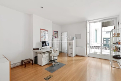 Appartement à vendre à PARIS 6EME Seine et Berges 2 - 5 pièces - 83 m² 