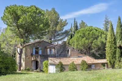 House for sale in BONNIEUX  - 5 rooms - 146 m² 