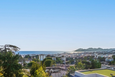 Apartment for sale in LE CANNET  - 4 rooms - 110 m&sup2; 