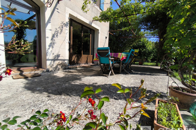 Maison à vendre à OPPÈDE Montfavet Pericentre - 5 pièces - 132 m² 