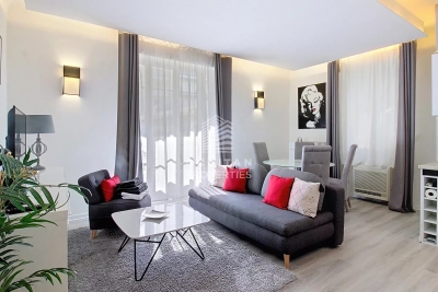 Appartement à vendre à CANNES Le Rostit - 2 pièces - 40 m² 