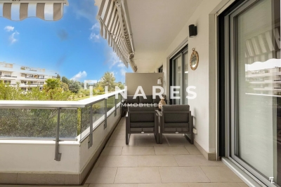 Appartement à vendre à MARSEILLE 8EME  - 3 pièces - 130 m² 