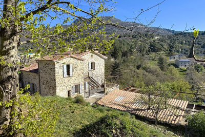 Maison &agrave; vendre &agrave; immobilier ROCLES  - 8 pi&egrave;ces - 261 m&sup2; 
