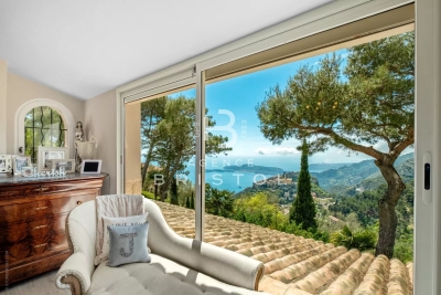 Maison à vendre à Eze  - 7 pièces 236 m² 