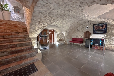 Maison à vendre à ST-VICTOR-DE-MALCAP  - 5 pièces - 183 m² 