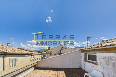 Maison à vendre à VALRÉAS Joucas - 7 pièces - 165 m² 