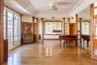 Apartment for sale in PARIS 11EME Les Archives 1 - 4 rooms - 166 m² 