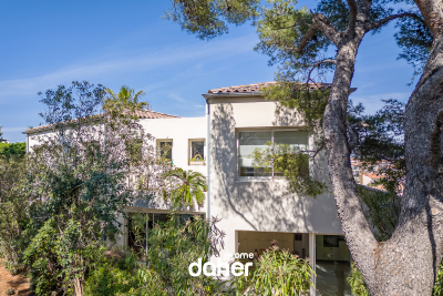 Maison à vendre à MARSEILLE 7EME Charleval - 6 pièces - 200 m² 