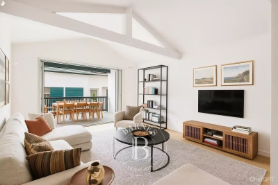 Maison à vendre à ST-JEAN-DE-LUZ  - 6 pièces - 228 m² 