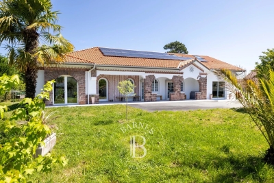 Maison à vendre à LABENNE  - 7 pièces - 250 m² 