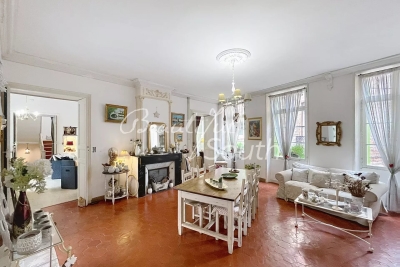 Maison à vendre à RIVESALTES  - 11 pièces - 360 m² 