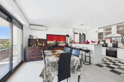 Appartement à vendre à JUAN-LES-PINS  - 4 pièces - 85 m² 