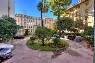 Apartment for sale in NICE Cimiez - 4 rooms - 90 m&sup2; 