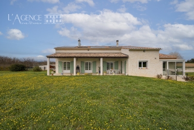 Maison à vendre à AIX-EN-PROVENCE Petite Couronne - 5 pièces - 283 m² 