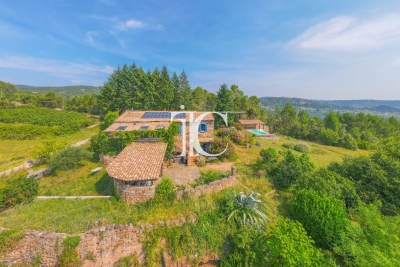 Maison à vendre à LES VANS Tauleac Baudoin - 8 pièces - 301 m² 