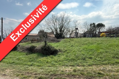 terrain à vendre à ST ETIENNE DE FONTBELLON    