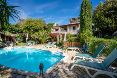 Maison à vendre piscine centre ville ste maxime