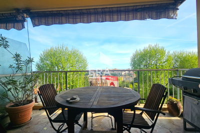 Appartement &agrave; vendre &agrave; VENCE  - 4 pi&egrave;ces - 97 m&sup2; 