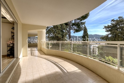 Apartment for sale in LE CANNET  - 3 rooms - 85 m&sup2; 