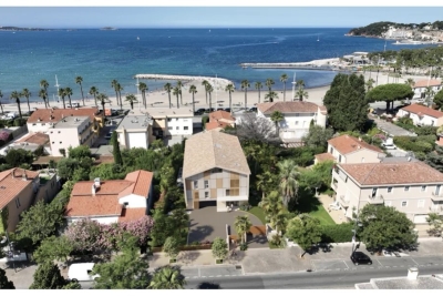 Appartement à vendre à SIX-FOURS-LES-PLAGES  - 4 pièces - 118 m² 