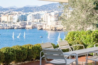 Appartement à vendre vue mer trois chambres terrasse 