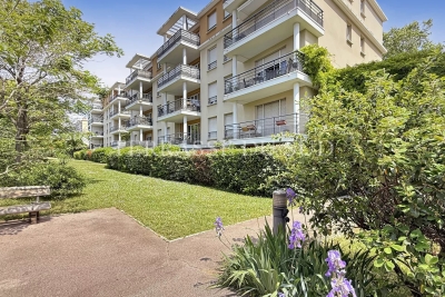 Appartement à vendre dernier etage seine 