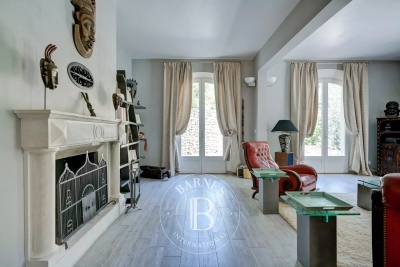 Maison &agrave; vendre &agrave; AIX-EN-PROVENCE Extension Ouest partie nord - 7 pi&egrave;ces - 290 m&sup2; 