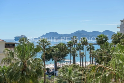 Appartement à vendre à CANNES Le Vieux Port-Les Iles - 5 pièces - 149 m² 