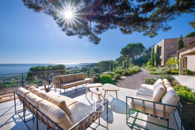 House for sale in STE-MAXIME Le Capet - 9 rooms - 386 m² 