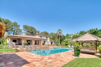 Maison &agrave; vendre &agrave; MOUGINS Les Plantiers-Le Plan - 8 pi&egrave;ces - 278 m&sup2; 