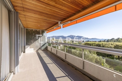 Appartement à vendre à MARSEILLE 8EME Molieres-Chantegrive - 3 pièces - 90 m² 