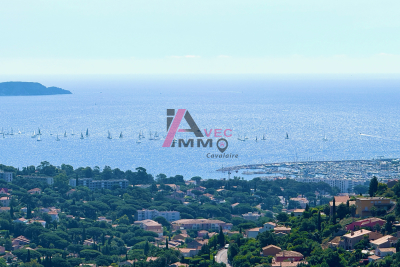 Maison &agrave; vendre &agrave; CAVALAIRE-SUR-MER  - 9 pi&egrave;ces - 291 m&sup2; 