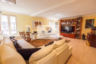 Apartment for sale in ST-TROPEZ  - 6 rooms - 168 m² 