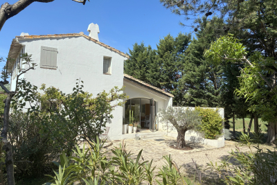 Maison à vendre à THEZIERS  - 6 pièces - 240 m² 