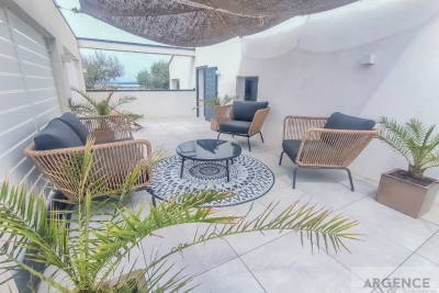 Maison à vendre à CARNON-PLAGE  - 6 pièces - 247 m² 