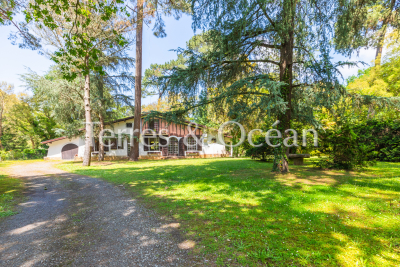 Maison &agrave; vendre &agrave; SOORTS-HOSSEGOR  - 7 pi&egrave;ces - 229 m&sup2; 
