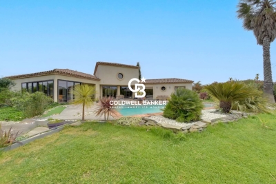 Maison à vendre à ST FELIU D AVALL  - 5 pièces - 210 m² 