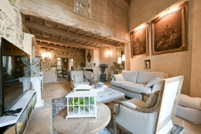Maison à vendre à UZÈS  - 8 pièces - 180 m² 